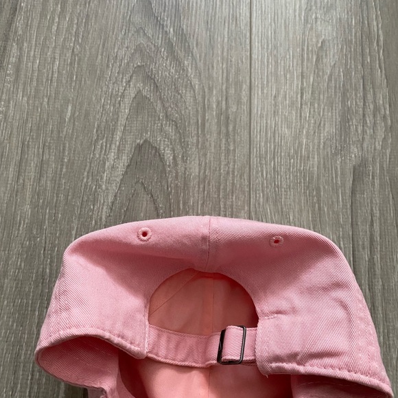 Pink Nike ball cap - Picture 3 of 4